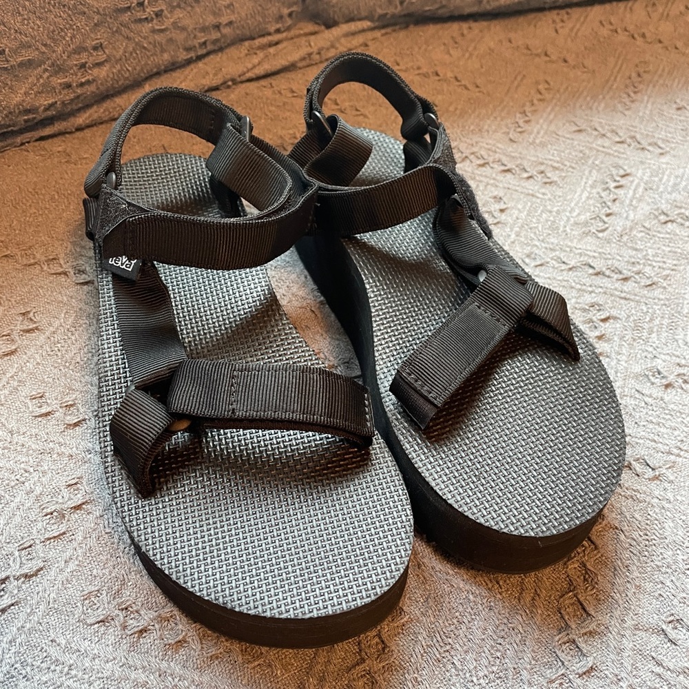 Black platform Teva sandals size 8